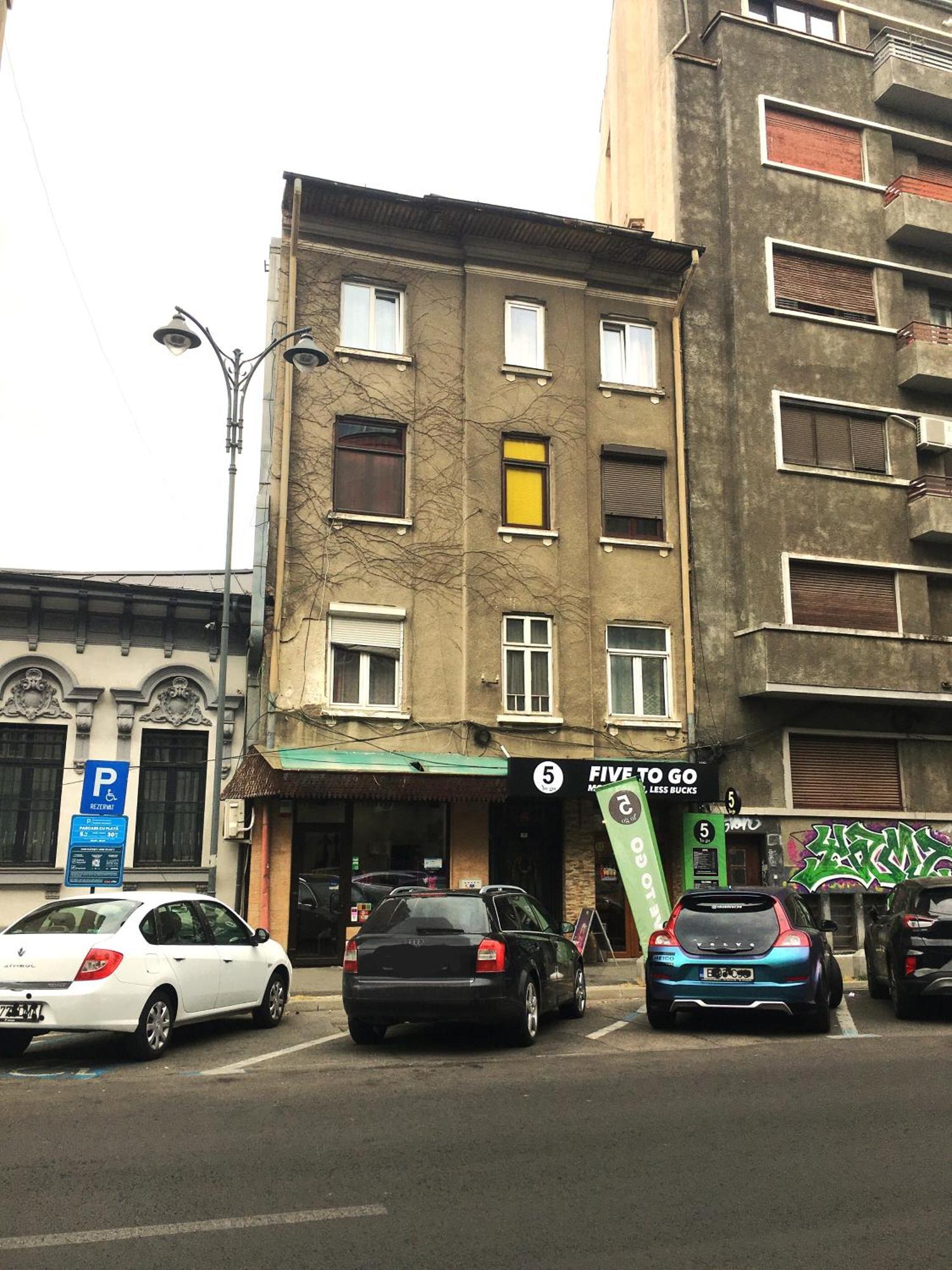 Grant * Bucarest